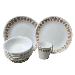 Vintage Corelle Butterfly Gold Dinnerware Set – 12 Pieces